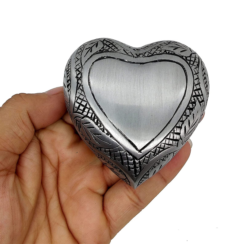 Handcrafted Engraved Heart Urn Keepsake Cremation Urn for Human pet Ashes Engraved Urn Heart Shaped